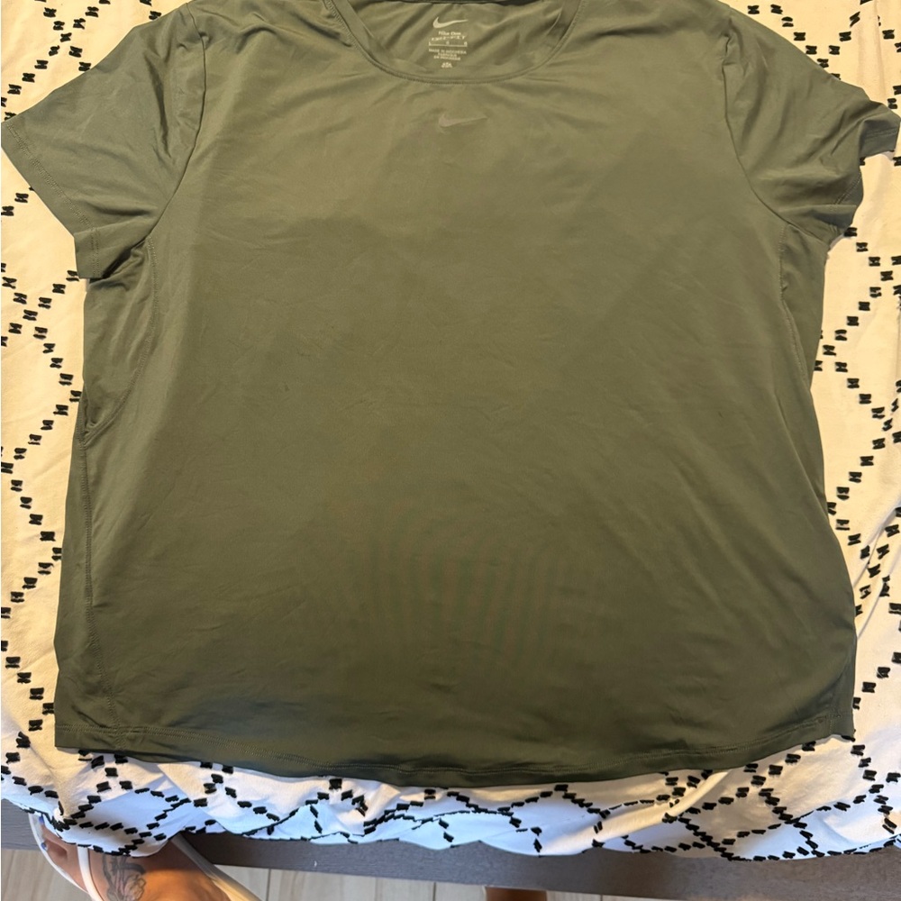 Nike Olive Green Performance Crewneck Tee